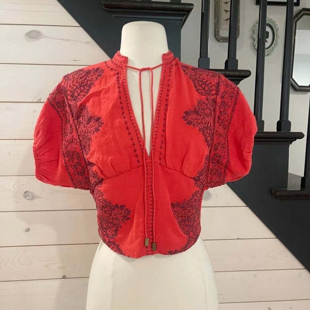 010 Free People Temecula Printed Embroidered Top NWOT Size XS